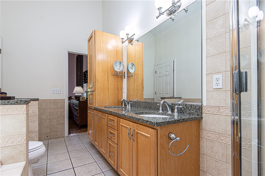 97 Farnum Pike 7