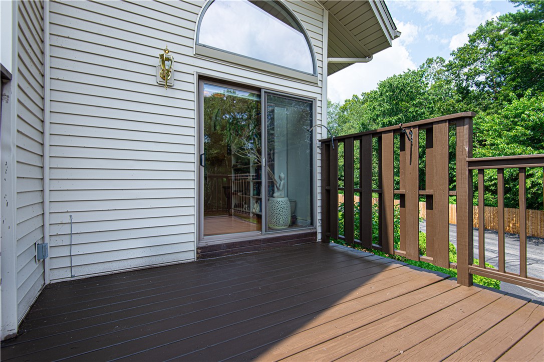 97 Farnum Pike 7