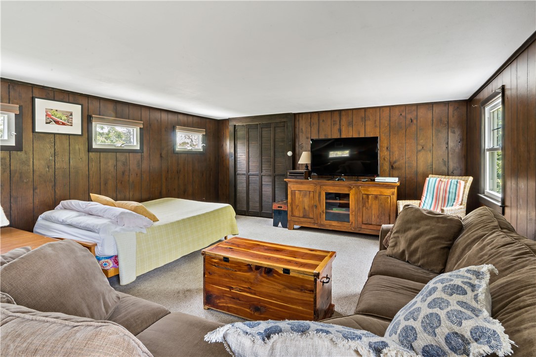 39 Salt Pond Way