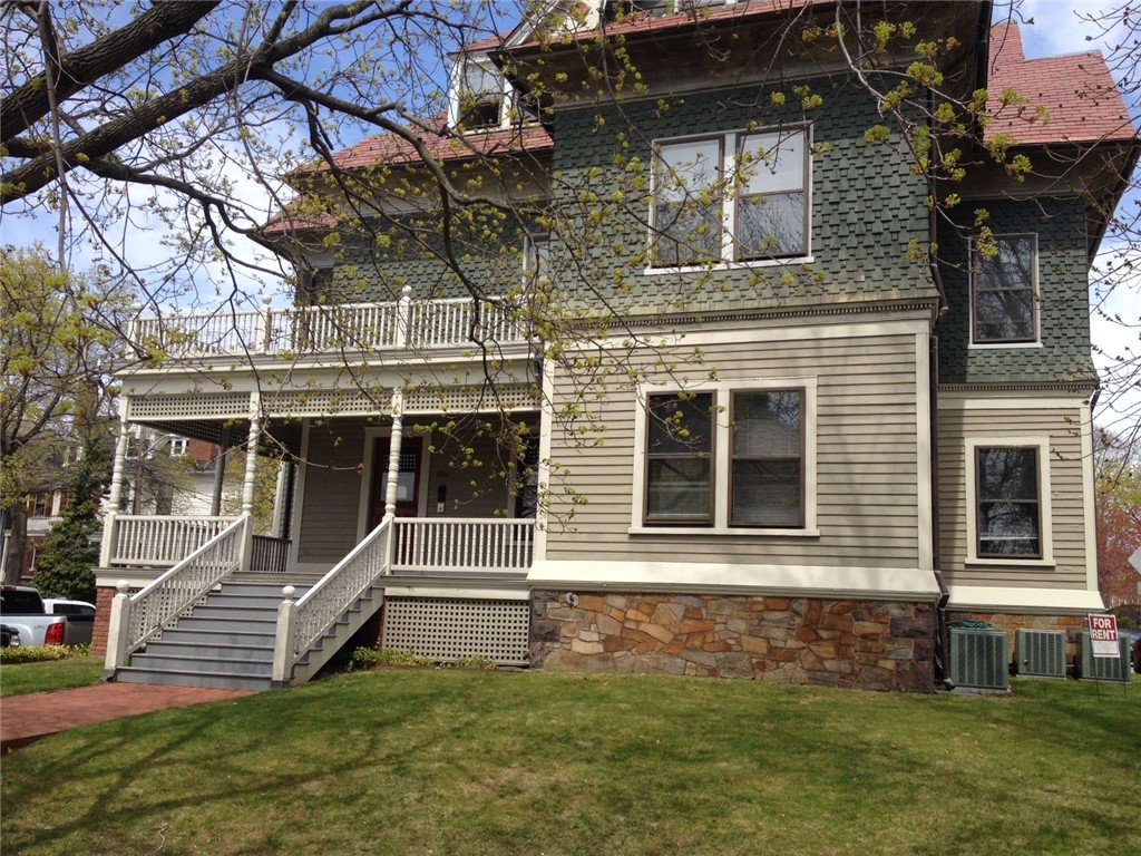 264 Bowen Street