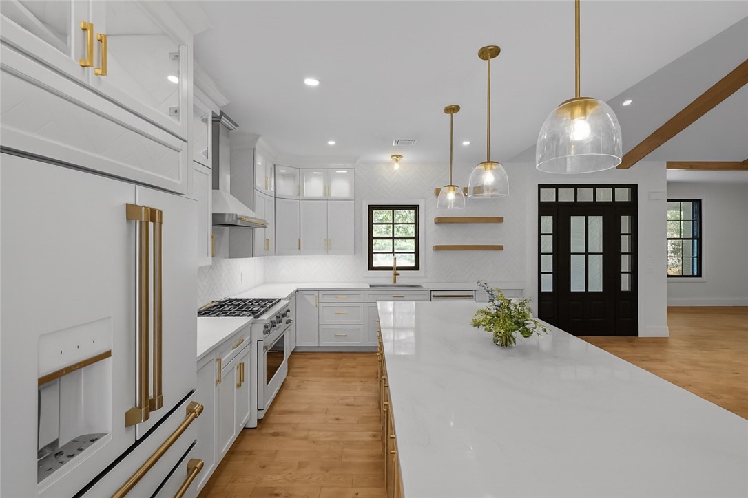 1708 Ministerial Road