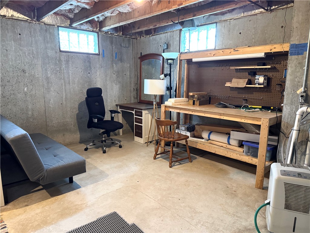 87 Roseneath Avenue A