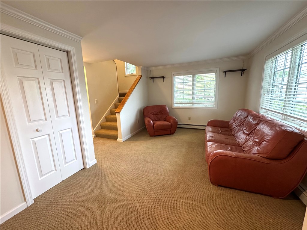 87 Roseneath Avenue A