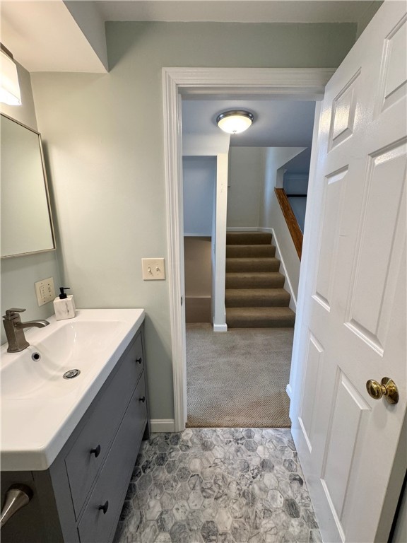 87 Roseneath Avenue A