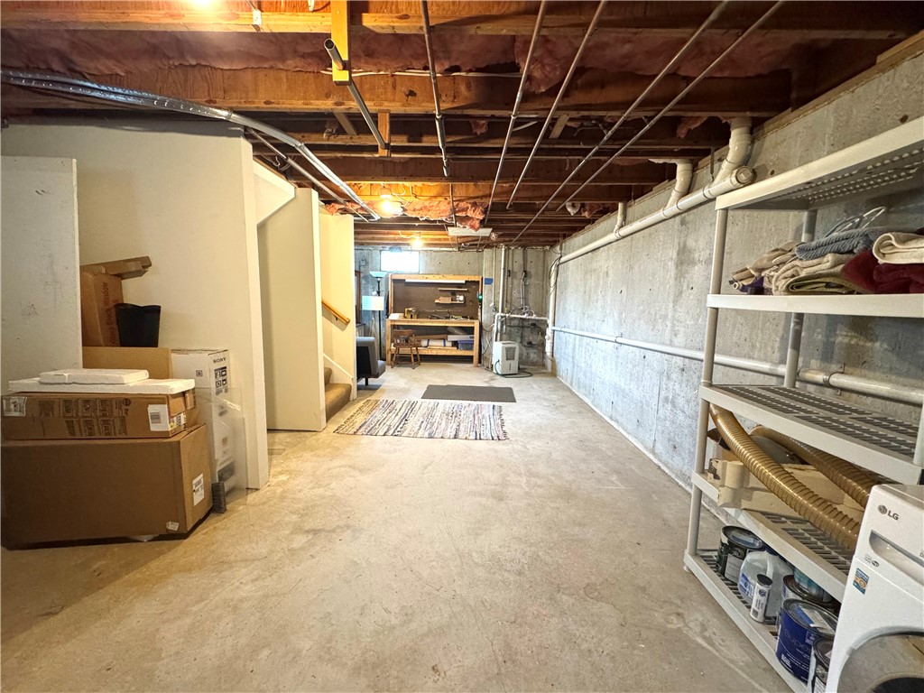 87 Roseneath Avenue A