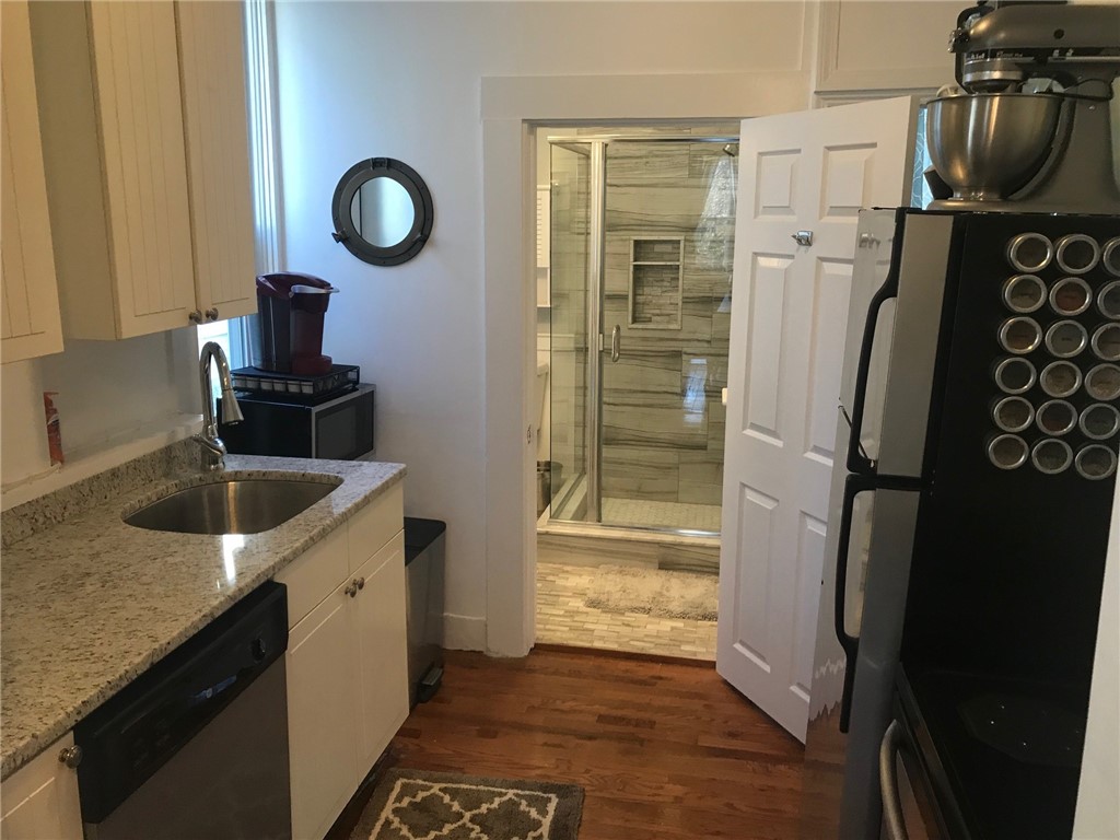 46 Lee Avenue 1
