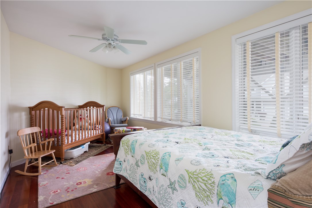 6 Dunes Road