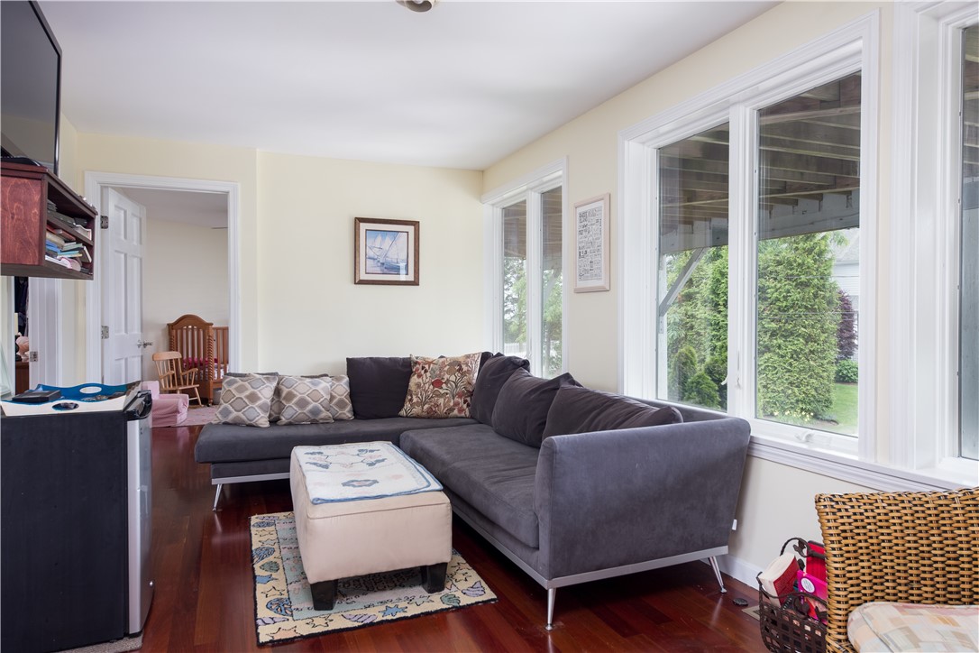 6 Dunes Road