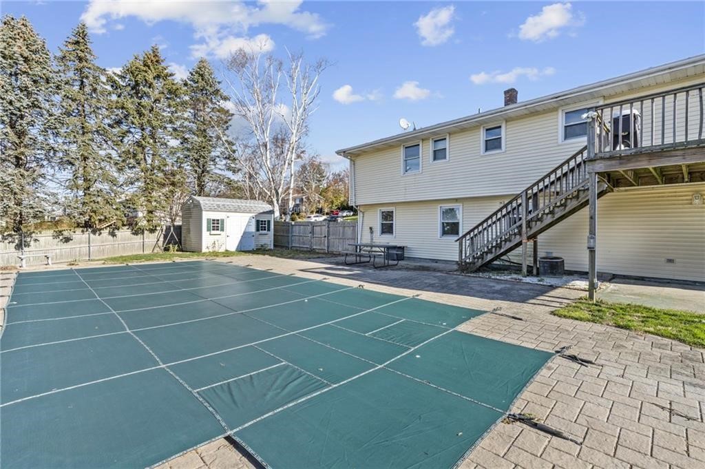 16 Pocahontas Drive Drive