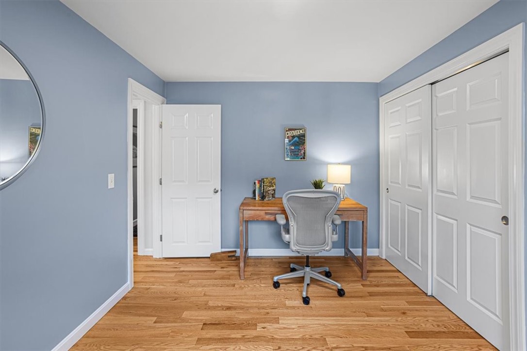 186 North Country Club Drive