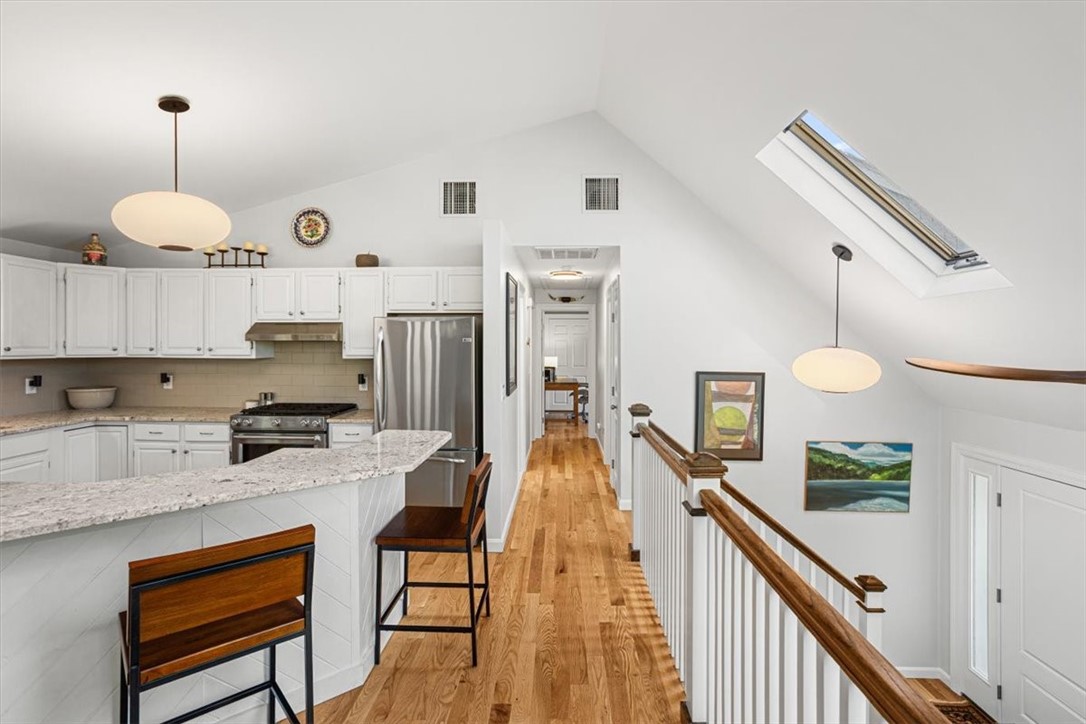 186 North Country Club Drive