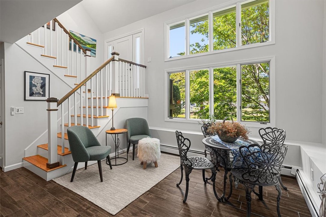 186 North Country Club Drive