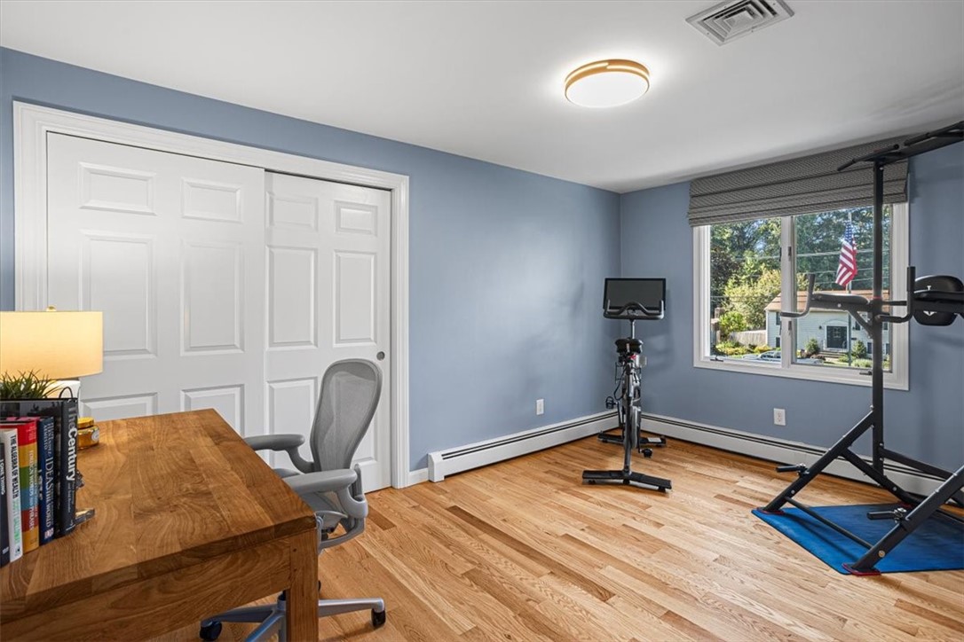 186 North Country Club Drive