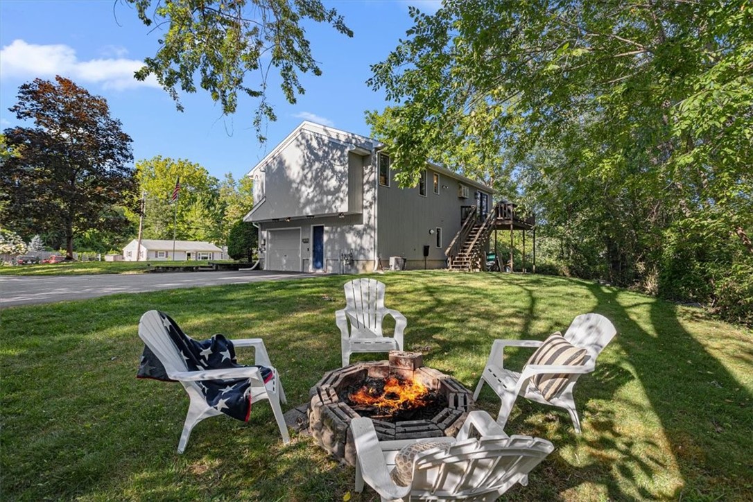 186 North Country Club Drive