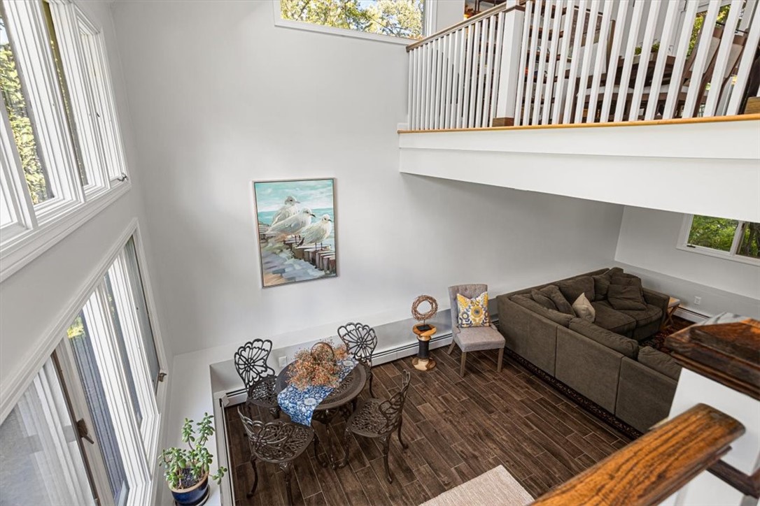 186 North Country Club Drive