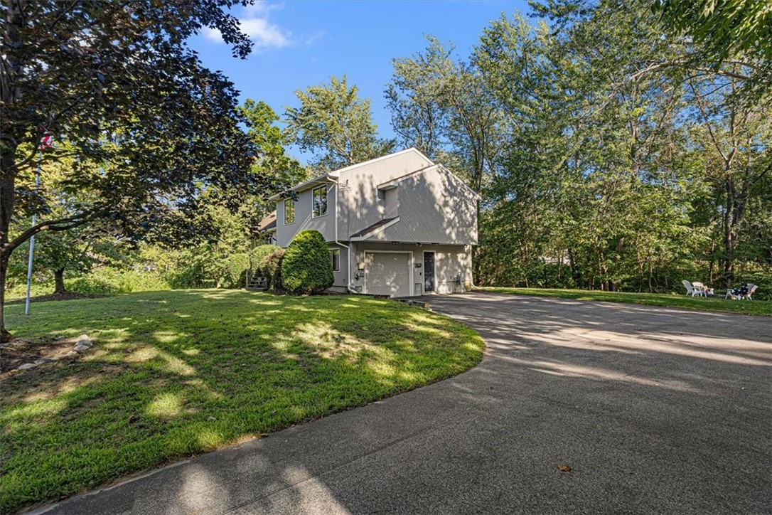 186 North Country Club Drive