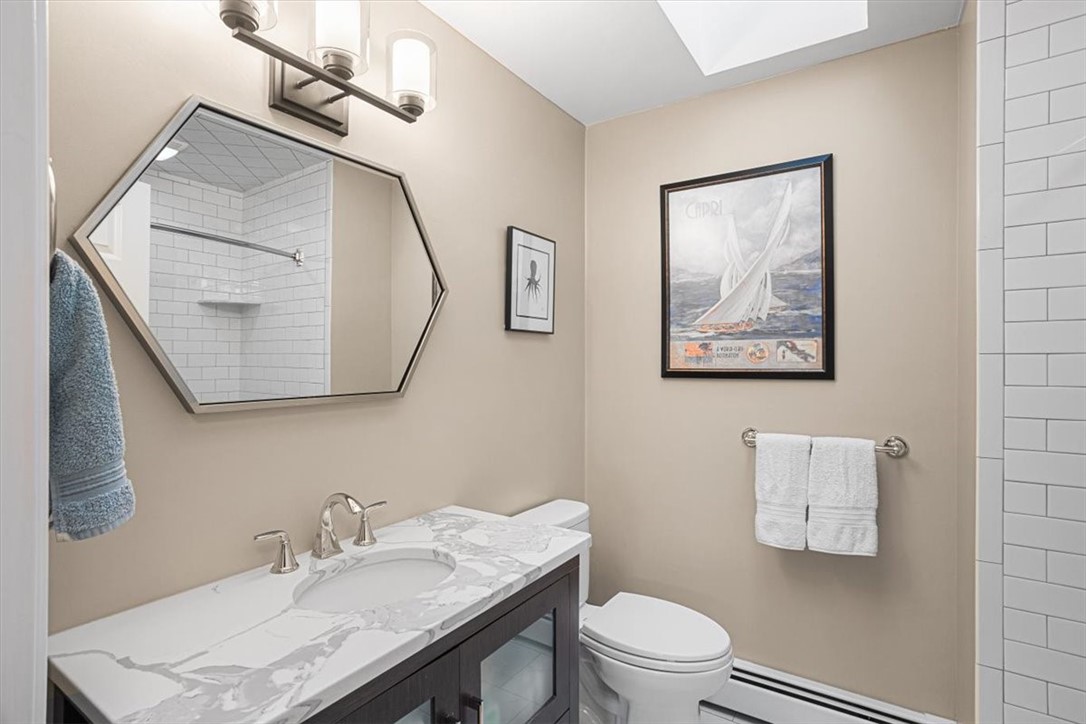 186 North Country Club Drive