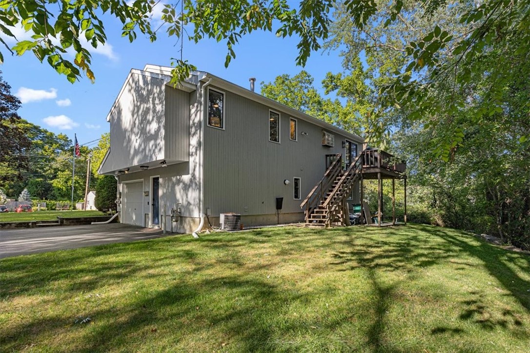 186 North Country Club Drive