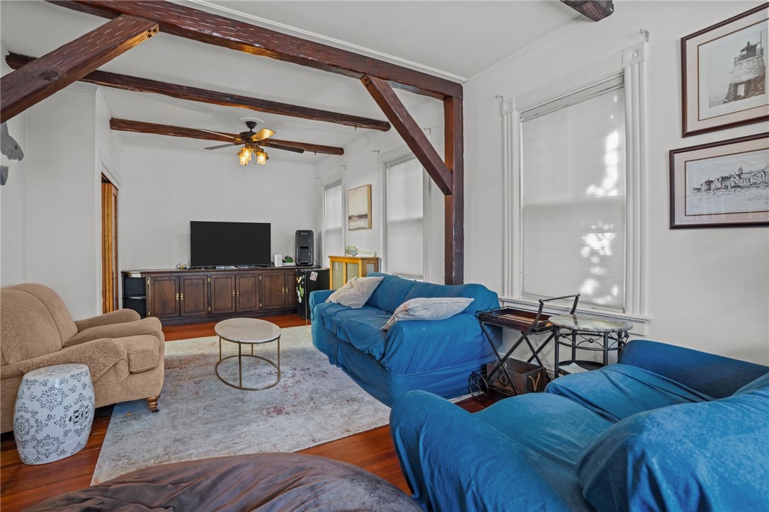 28 Rhode Island Avenue