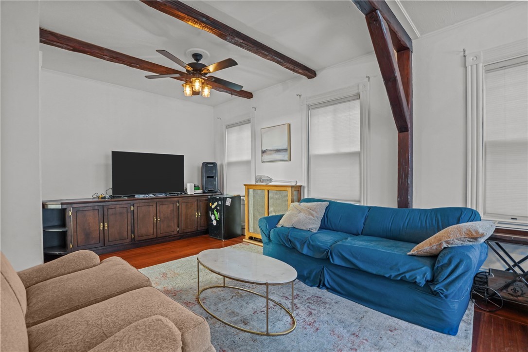 28 Rhode Island Avenue