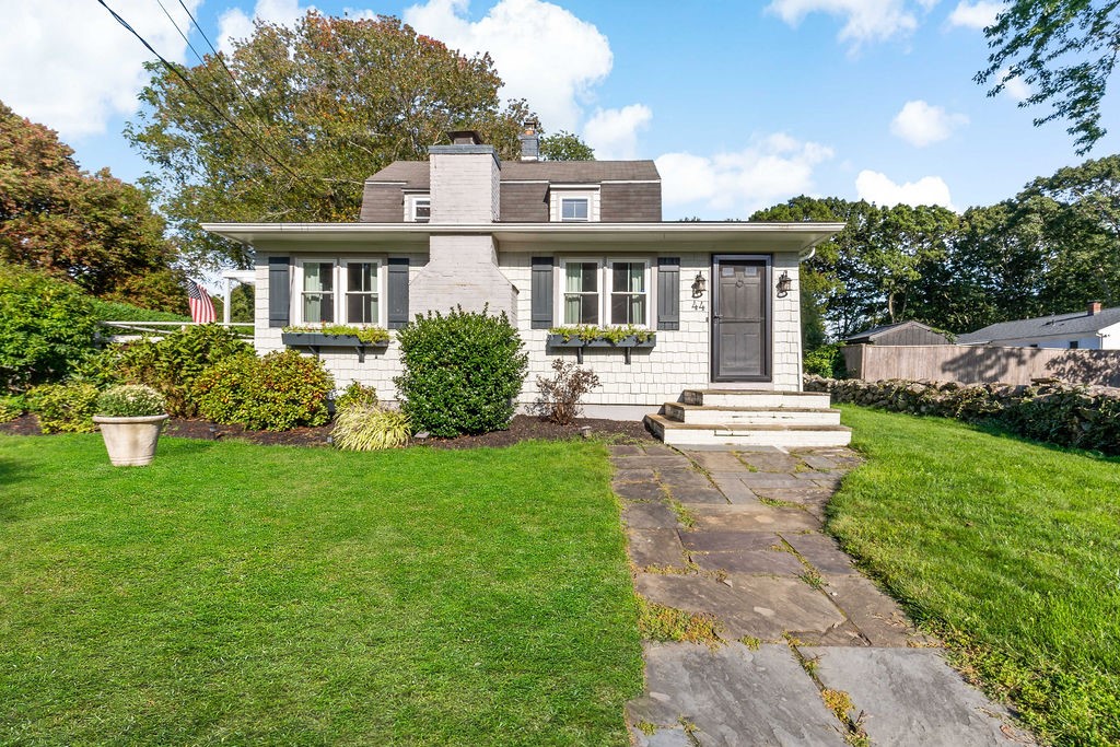 44 Rose Hill Road