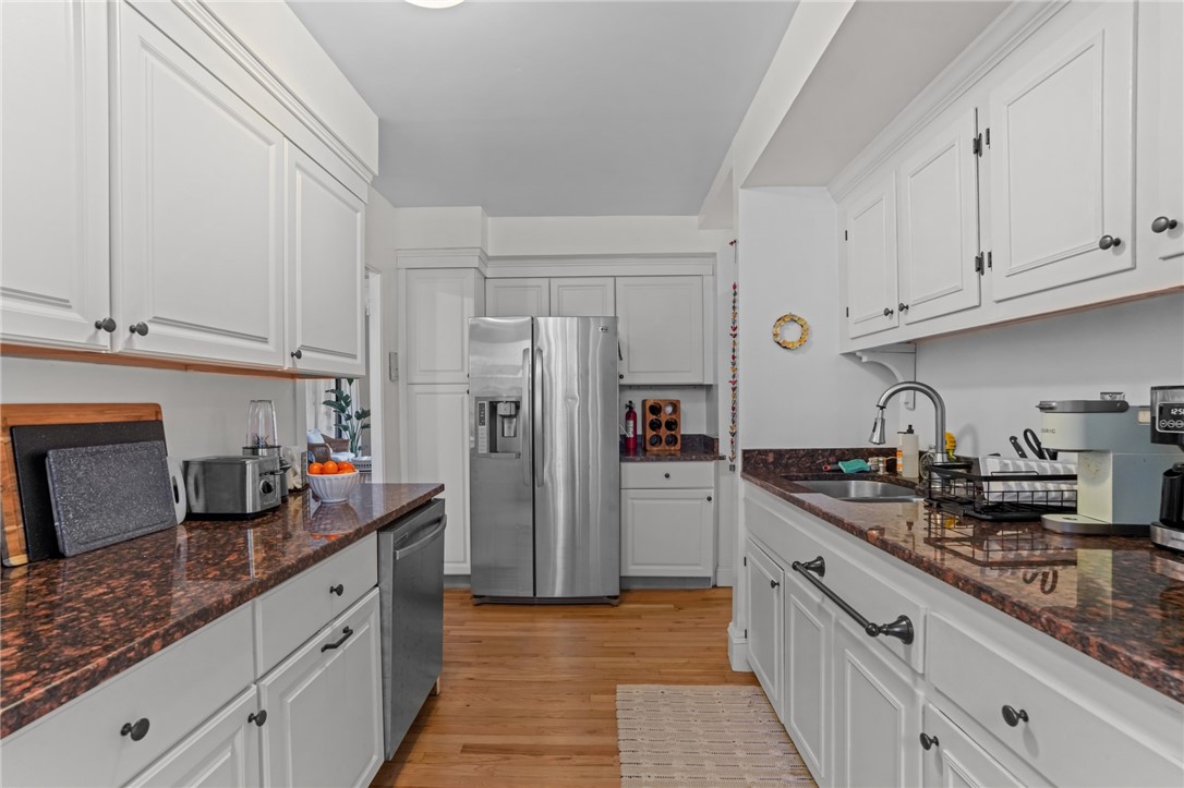 39 Powel Avenue 1