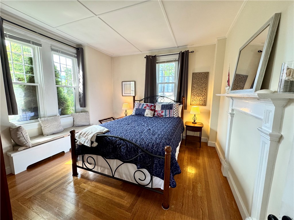 8 Morton Avenue