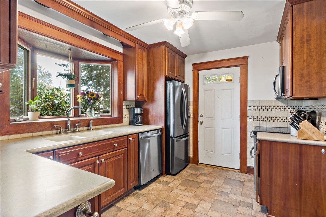 114 Maple Avenue