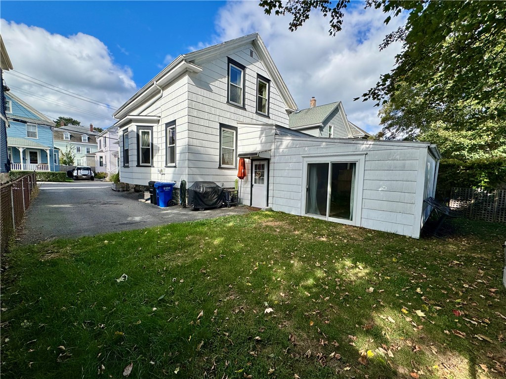7 Congdon Avenue