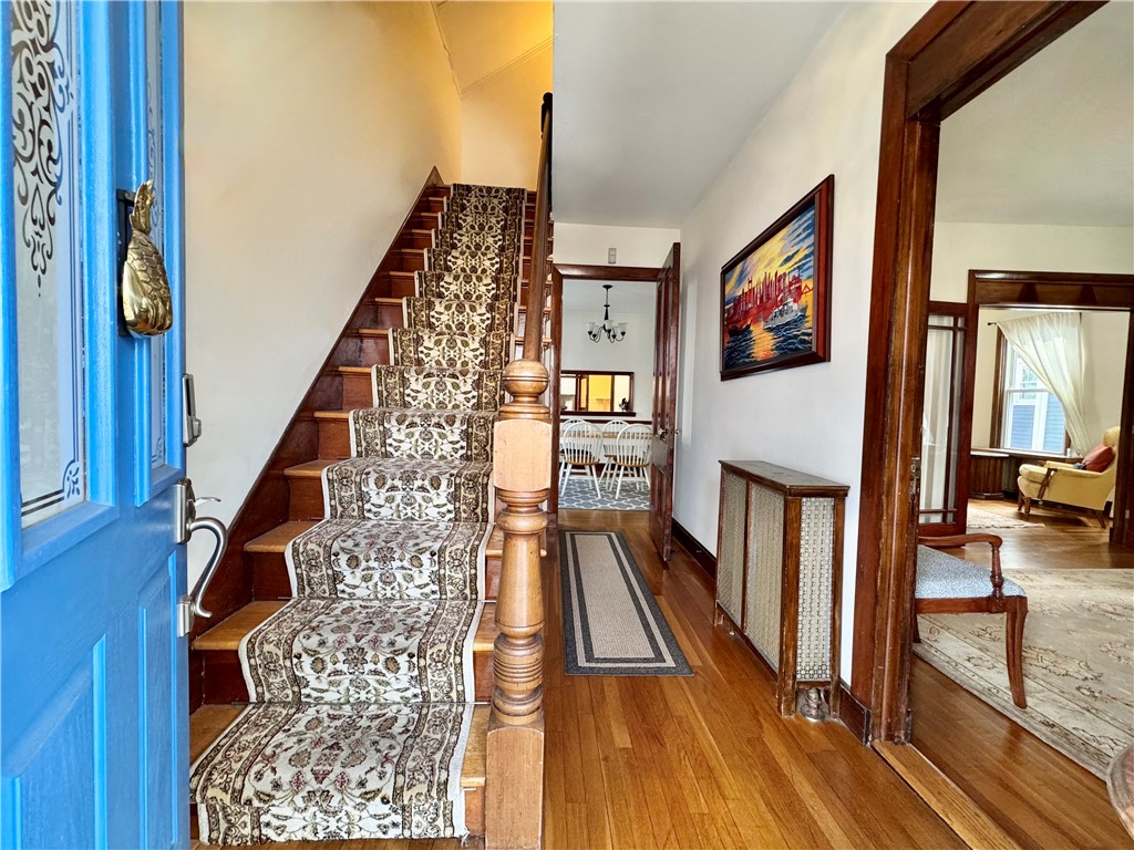 7 Congdon Avenue