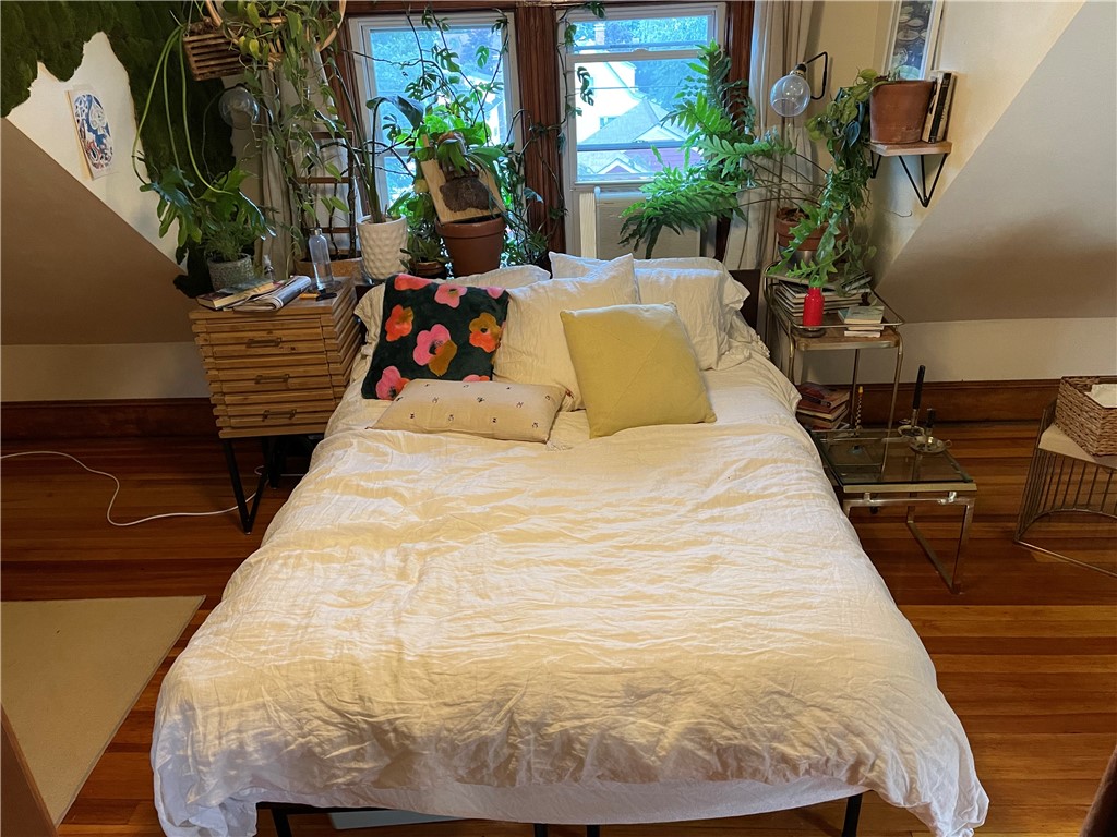 121 Rutherglen Avenue