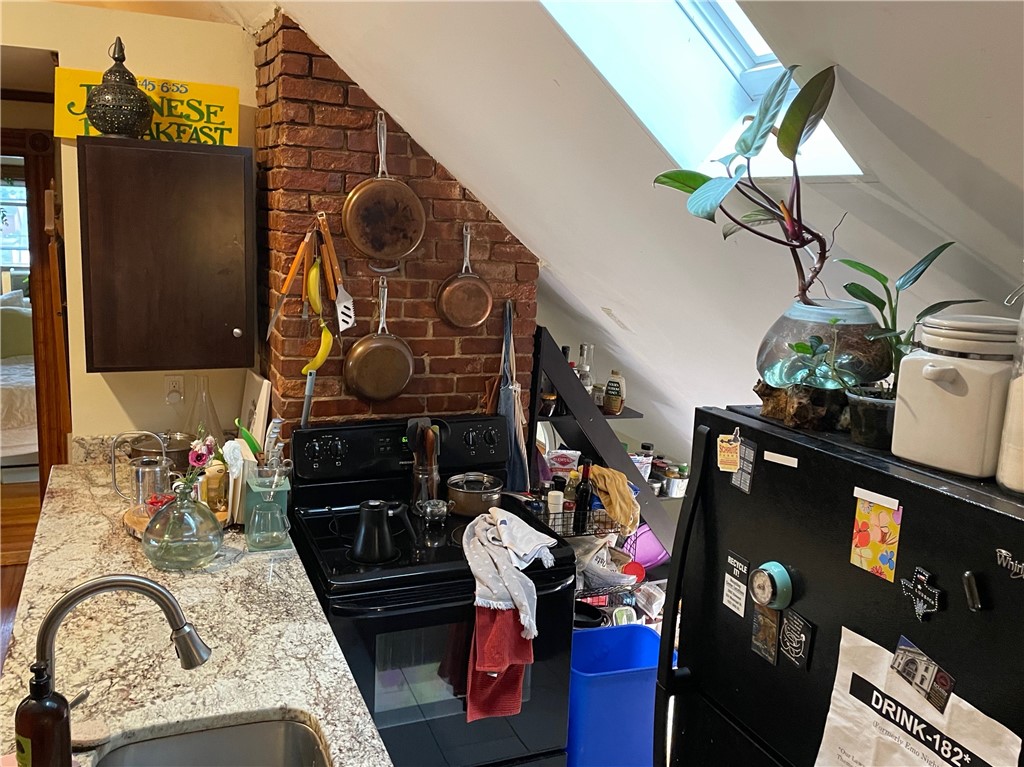 121 Rutherglen Avenue