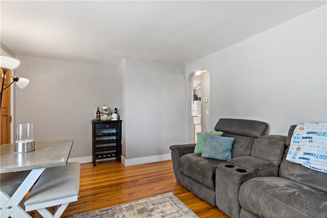 81 Easton Avenue