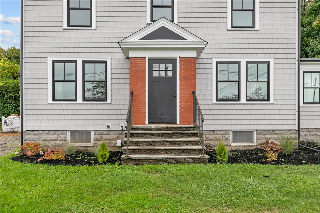1330 West Main Road