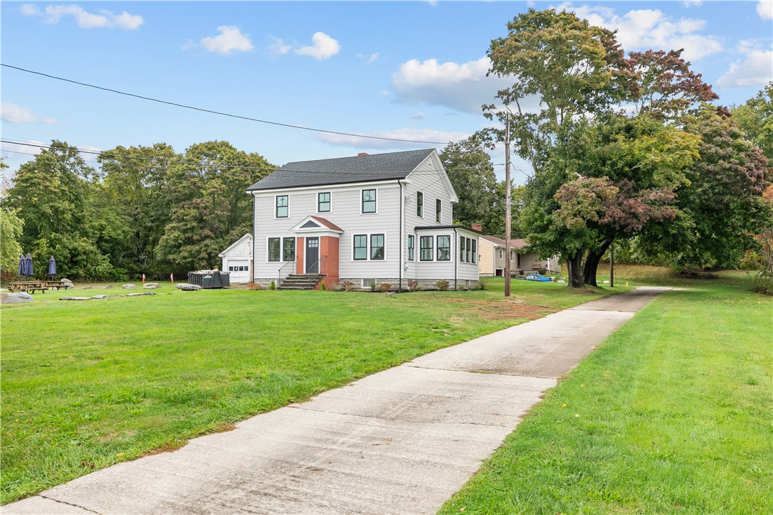 1330 West Main Road