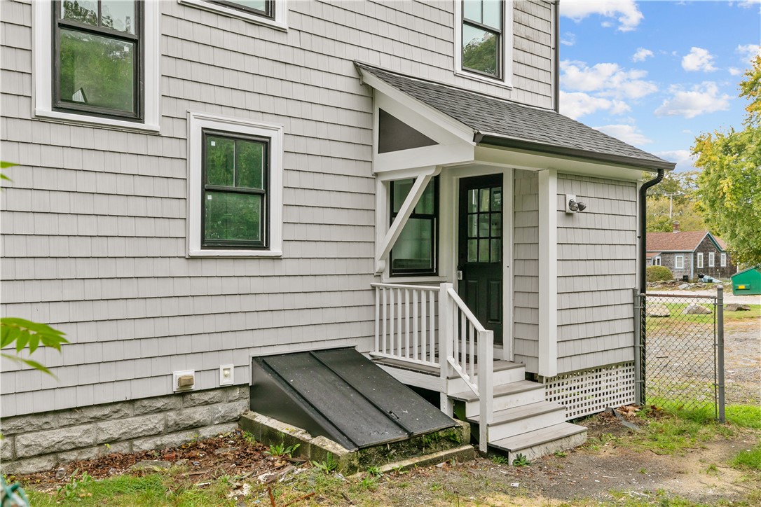 1330 West Main Road