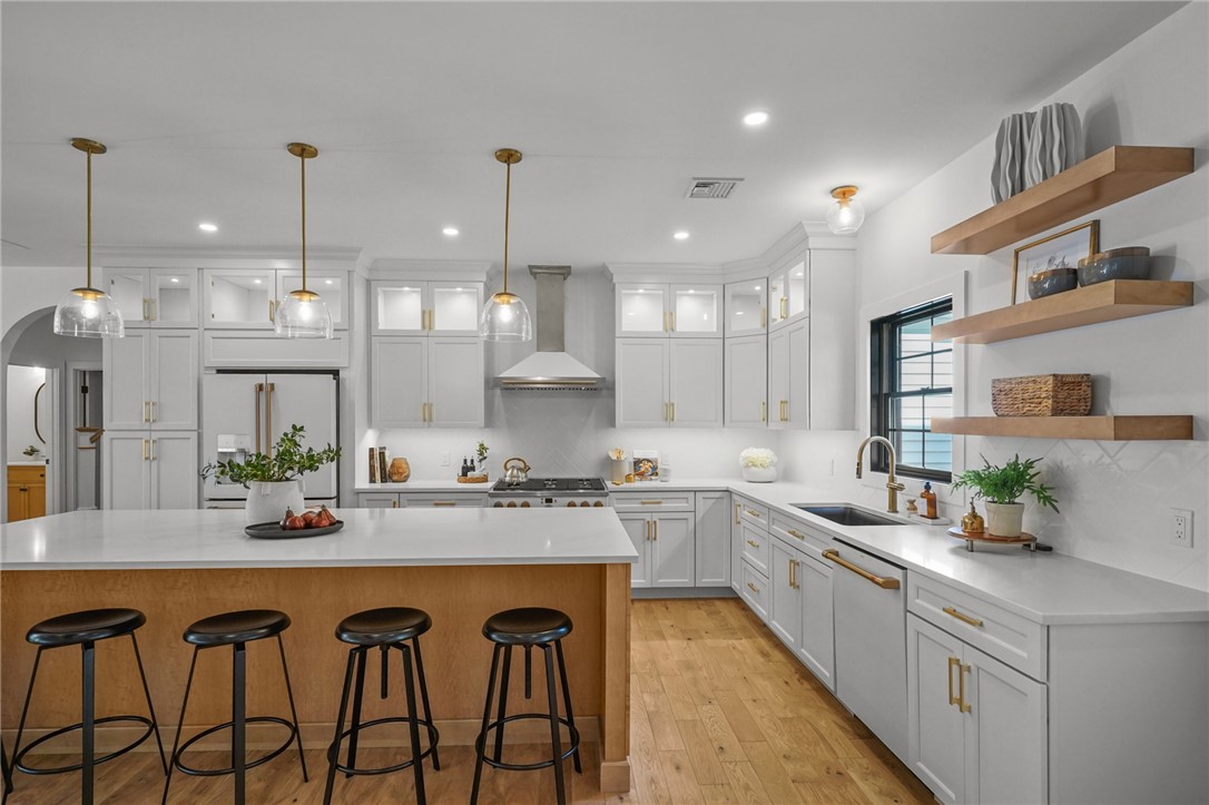 1708 Ministerial Road