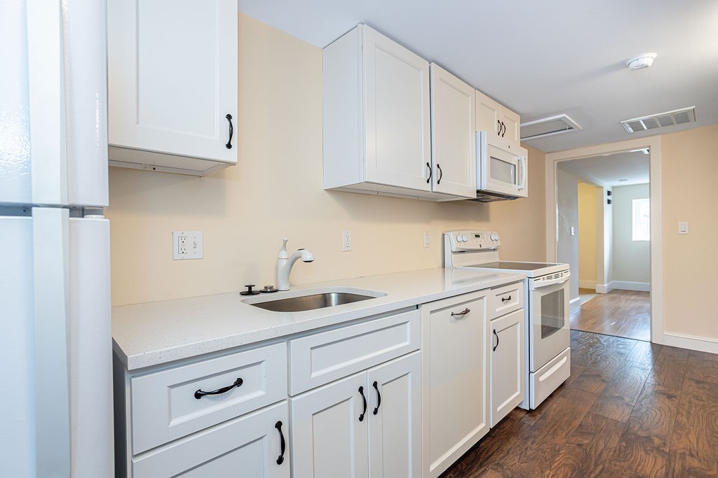 63 Coggeshall Avenue