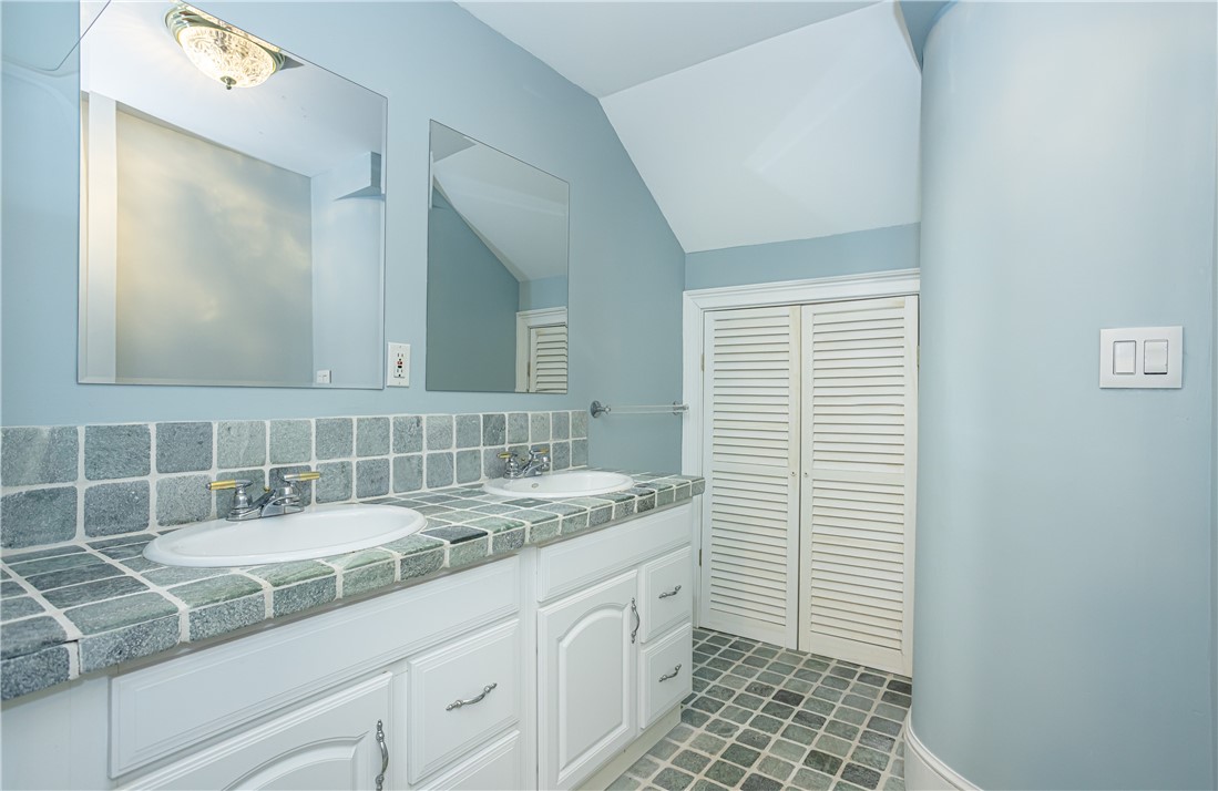 63 Coggeshall Avenue