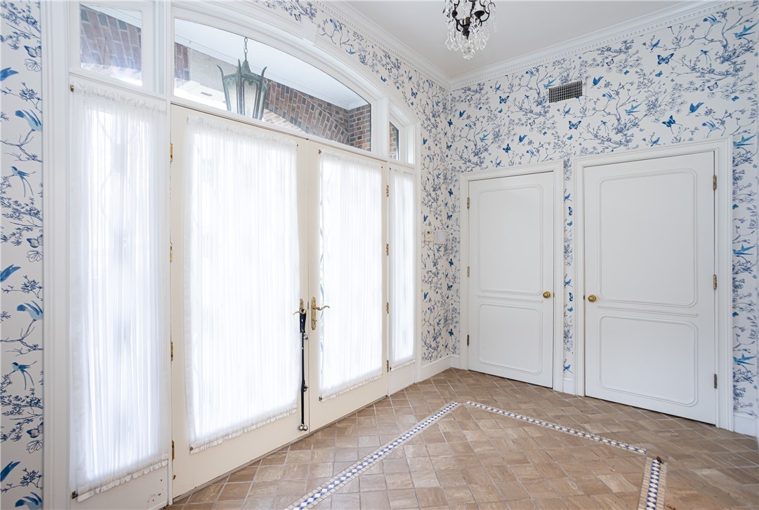 63 Coggeshall Avenue