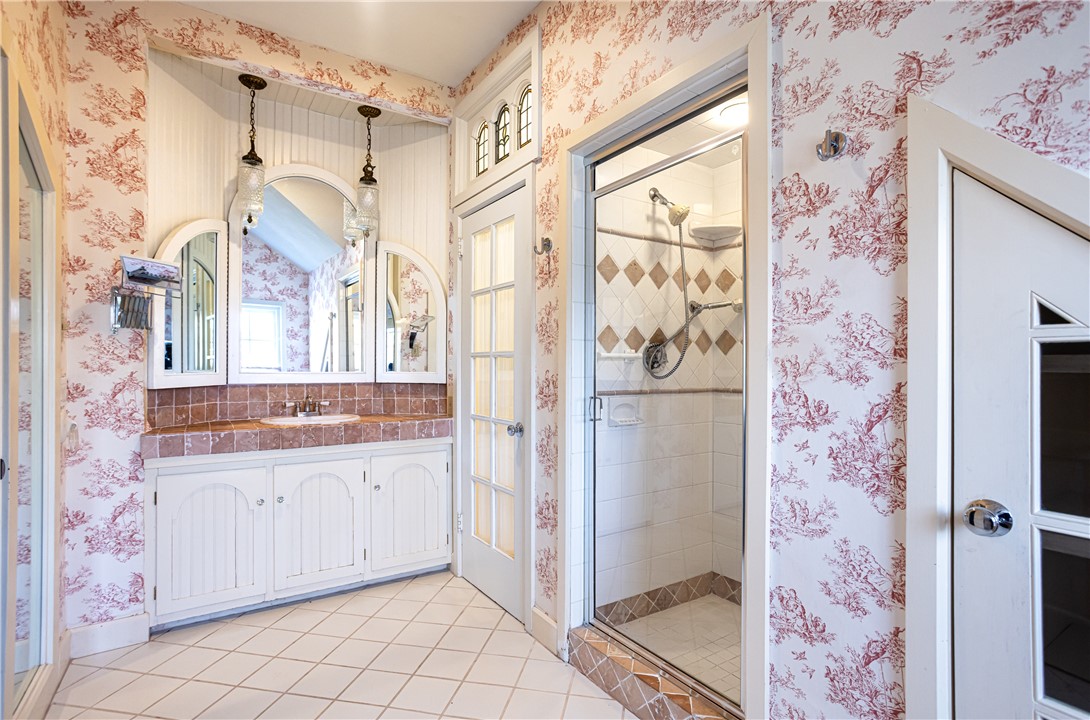 63 Coggeshall Avenue