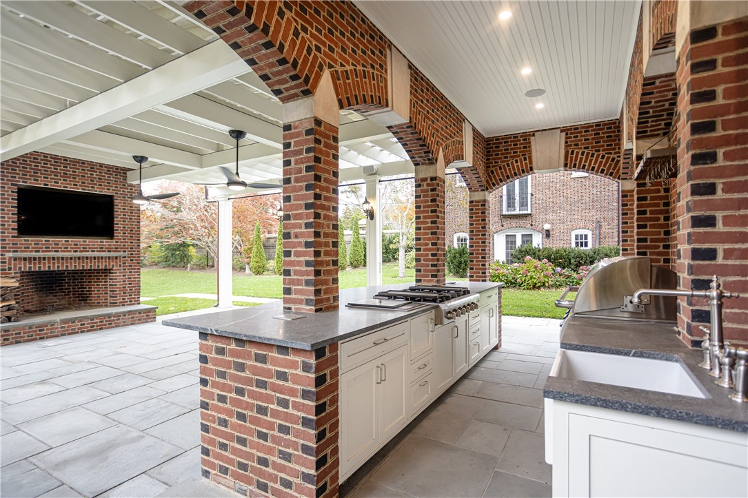 63 Coggeshall Avenue