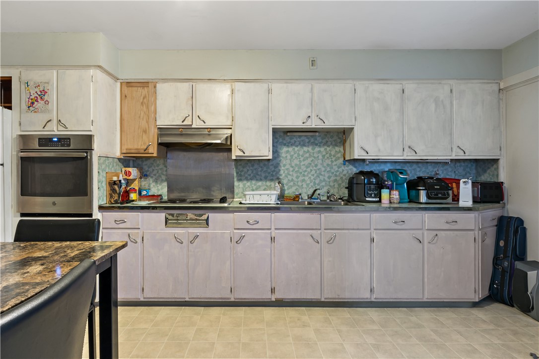 222 Carrington Avenue