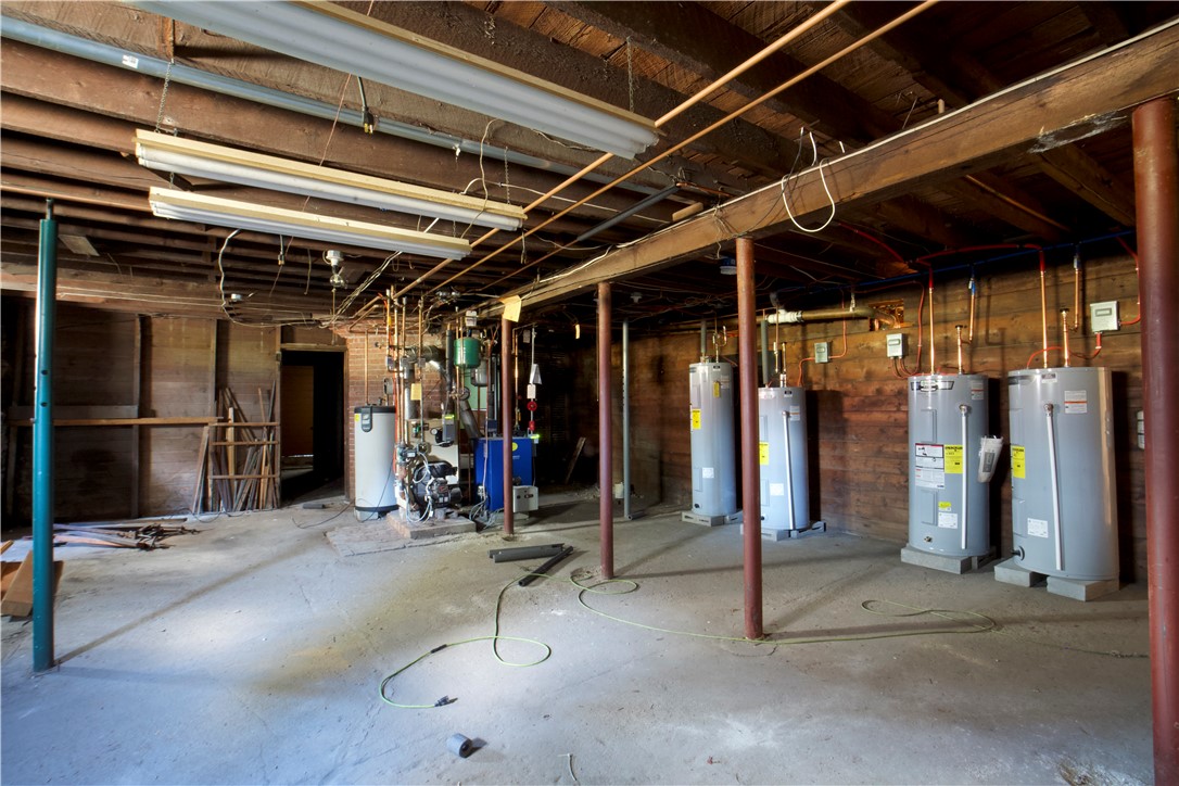 222 Carrington Avenue