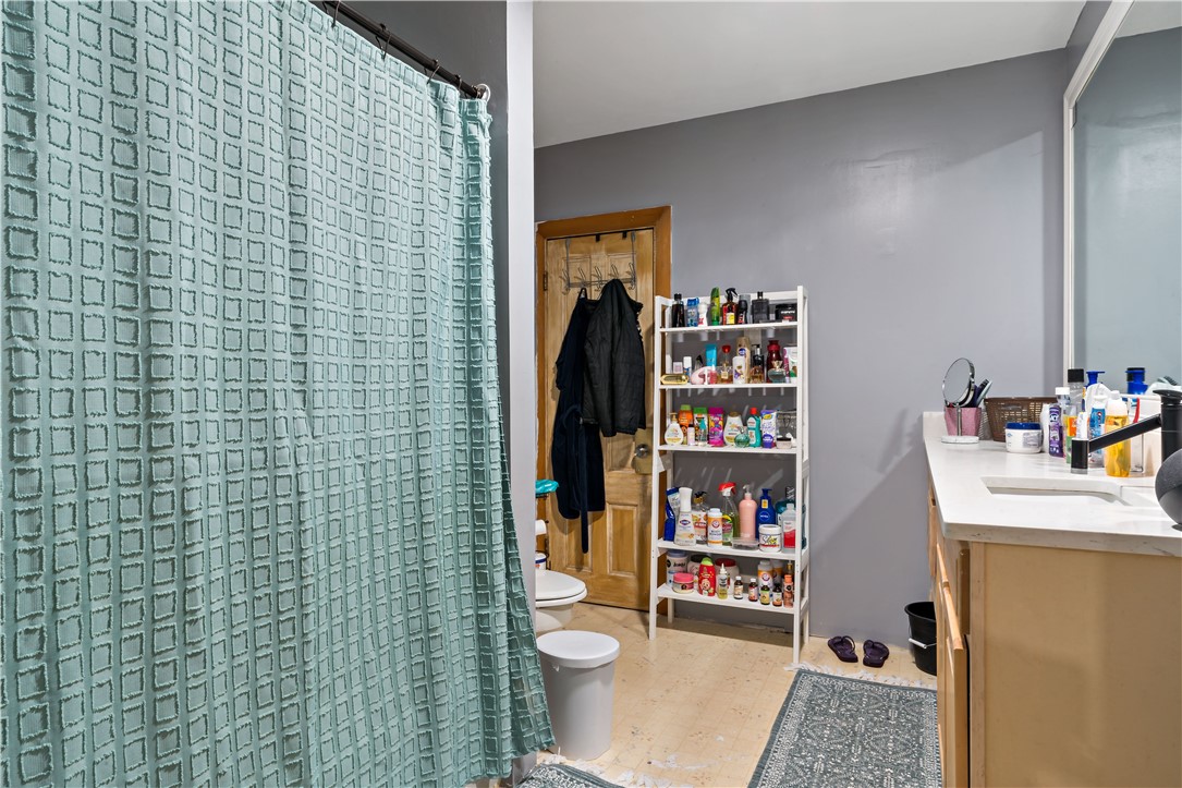 222 Carrington Avenue