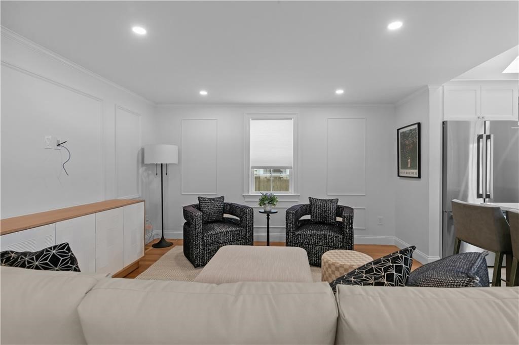 34 East Bowery Street