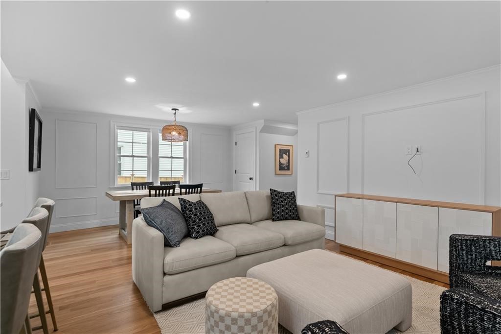 34 East Bowery Street