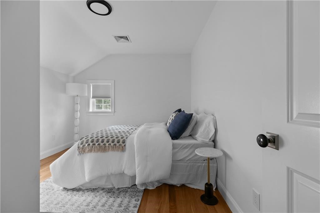 34 East Bowery Street