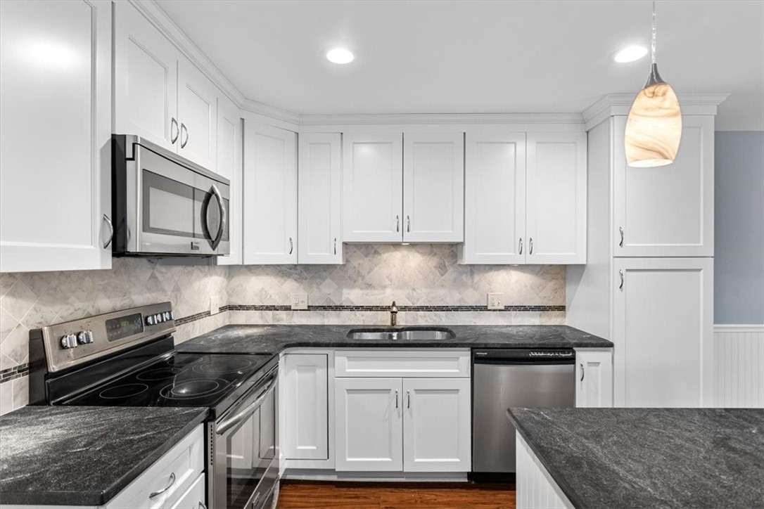 60 Saw Mill Drive 307