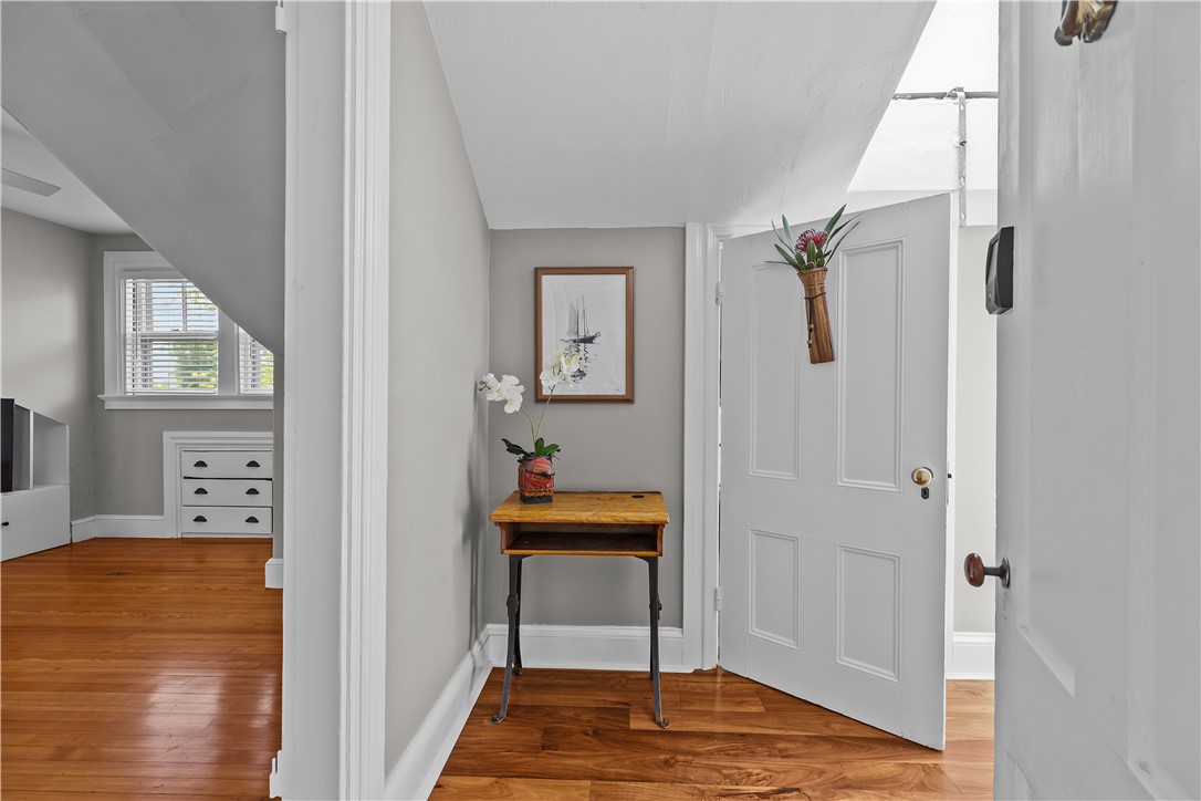 4 Red Cross Avenue 4